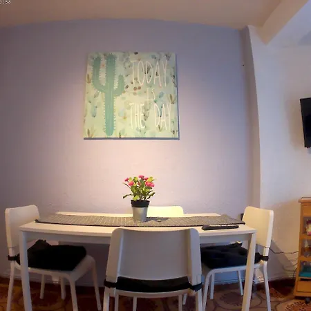 Vut Las Fuentes Appartement *